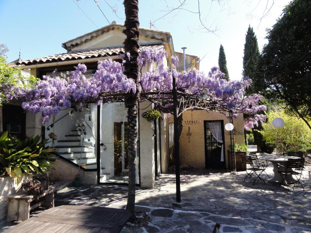 Les Montades Chambres d'Hôtes Anduze Extérieur photo