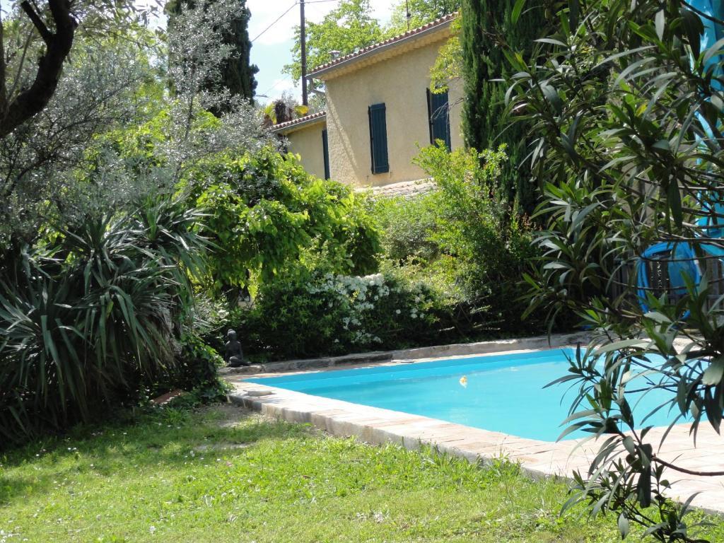 Les Montades Chambres d'Hôtes Anduze Extérieur photo